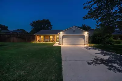 1119 Normandy Drive, Grapevine, TX 76051 - Photo 31