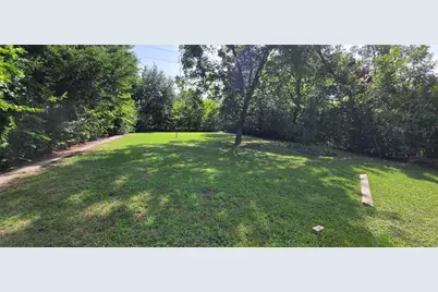 3222 Sunnyvale Street, Dallas, TX 75216 - Photo 11