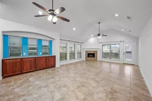 905 Foxtail Dr, Mansfield, TX 76063 - Photo 3