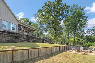 317 Kauai Ct, Tool, TX 75143 - Photo 3