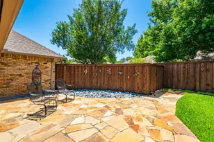6633 Eton Ct, Benbrook, TX 76132 - Photo 31