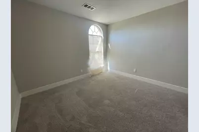 2836 Grandview Drive, Grand Prairie, TX 75052 - Photo 11