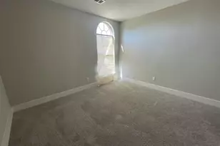2836 Grandview Dr, Grand Prairie, TX 75052 - Photo 11