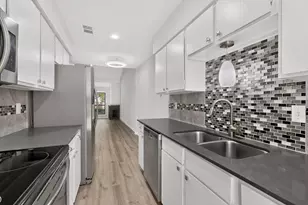 13786 Brookgreen Cir, Dallas, TX 75240 - Photo 5