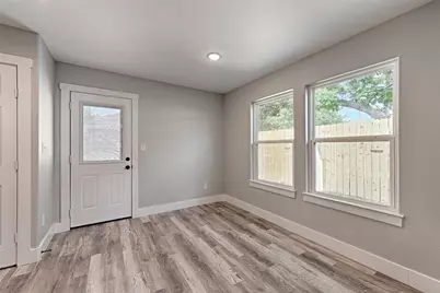 208-212 E Cherry Street, Sherman, TX 75090 - Photo 9
