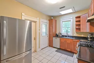 218 N Rosemont Ave, Dallas, TX 75208 - Photo 13