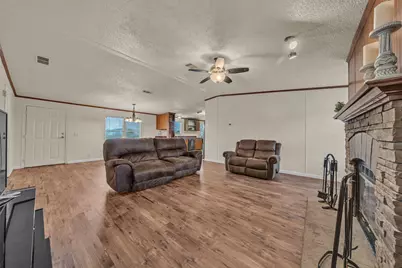 11625 Creekview Road, Crowley, TX 76036 - Photo 5