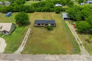 11625 Creekview Rd, Crowley, TX 76036 - Photo 31