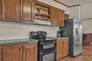 11625 Creekview Rd, Crowley, TX 76036 - Photo 7