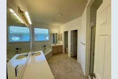 7520 Sunburst Trail, Denton, TX 76210 - Photo 9
