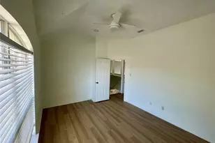 7520 Sunburst Trail, Denton, TX 76210 - Photo 11