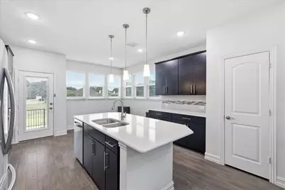 217 Jones Street, Irving, TX 75063 - Photo 5