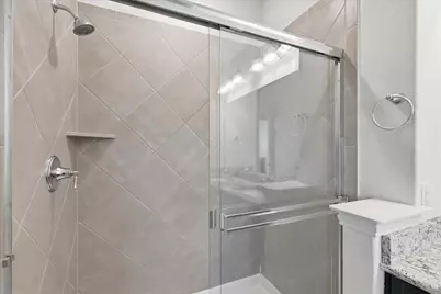 217 Jones Street, Irving, TX 75063 - Photo 13