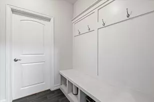 217 Jones St, Irving, TX 75063 - Photo 17