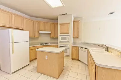 8713 Somerville Way, Plano, TX 75025 - Photo 11