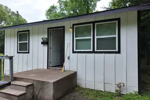 1001 E Park Ave, Corsicana, TX 75110 - Photo 1