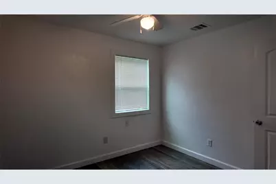 1001 E Park Avenue, Corsicana, TX 75110 - Photo 11
