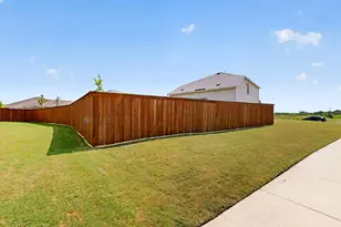 6201 Tilden Ave, Pilot Point, TX 76258 - Photo 35
