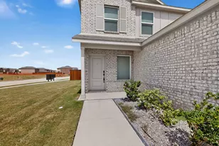 6201 Tilden Ave, Pilot Point, TX 76258 - Photo 11
