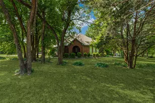 305 Cedar Hill Cir, Lowry Crossing, TX 75407 - Photo 3