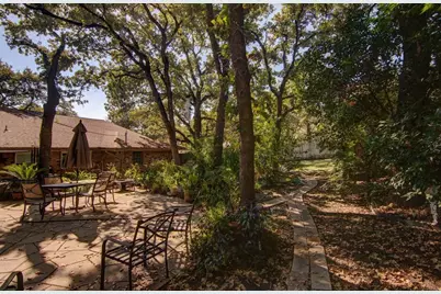 1202 Tanglewood Trail, Euless, TX 76040 - Photo 17