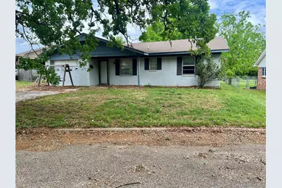 233 Hillcrest Drive, Nocona, TX 76255 - Photo 1