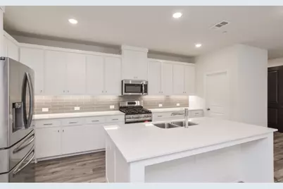 2805 Jacaranda Drive, McKinney, TX 75071 - Photo 3