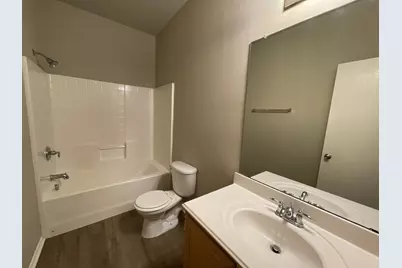 7404 Fossil Creek Drive, Arlington, TX 76002 - Photo 9