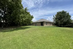 7404 Fossil Creek Dr, Arlington, TX 76002 - Photo 11
