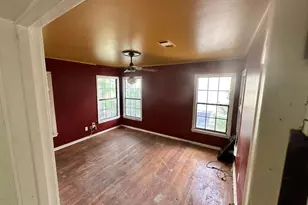 813 Magnolia Dr, Garland, TX 75040 - Photo 5