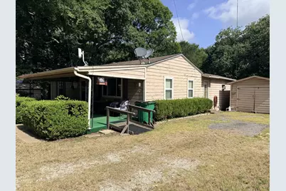 2070 County Road 3830, Quinlan, TX 75474 - Photo 3