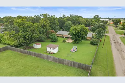 1101 14th Street, Honey Grove, TX 75446 - Photo 27