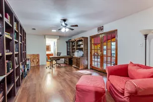1459 Warrington Ct, Fort Worth, TX 76112 - Photo 21