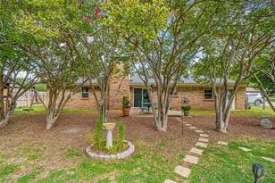 1300 Fourth St, Granbury, TX 76048 - Photo 25