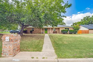 1300 Fourth St, Granbury, TX 76048 - Photo 1