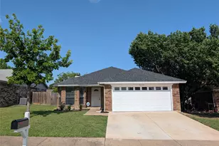 8220 Meadowbrook Dr, Watauga, TX 76148 - Photo 1