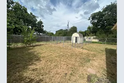 209 E Linda Drive, Garland, TX 75041 - Photo 11