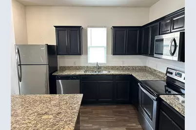 409 Willow Creek Drive, Glenn Heights, TX 75154 - Photo 13