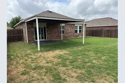 409 Willow Creek Drive, Glenn Heights, TX 75154 - Photo 23