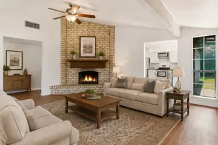 2711 Treeview Dr, Arlington, TX 76016 - Photo 5