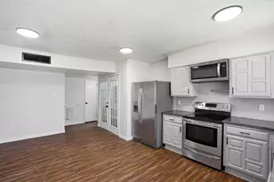 2711 Treeview Dr, Arlington, TX 76016 - Photo 13