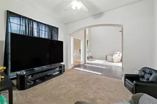 525 Magnolia Trail, DeSoto, TX 75115 - Photo 5