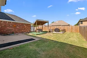 525 Magnolia Trail, DeSoto, TX 75115 - Photo 33
