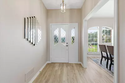 1915 Robin Meadow Circle, Carrollton, TX 75007 - Photo 13