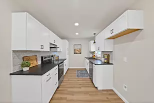 1104 E Russell Ave, Carrollton, TX 75006 - Photo 1