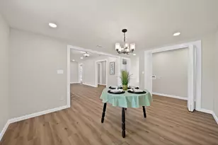 1104 E Russell Ave, Carrollton, TX 75006 - Photo 15