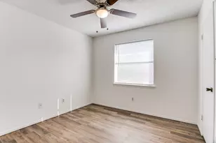 3600 Hulen Park Cir, Fort Worth, TX 76123 - Photo 11