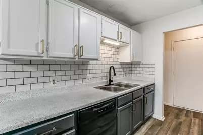 3600 Hulen Park Circle, Fort Worth, TX 76123 - Photo 7