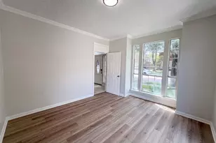 317 Riverwalk Ln, Irving, TX 75063 - Photo 11