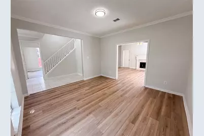 317 Riverwalk Lane, Irving, TX 75063 - Photo 3
